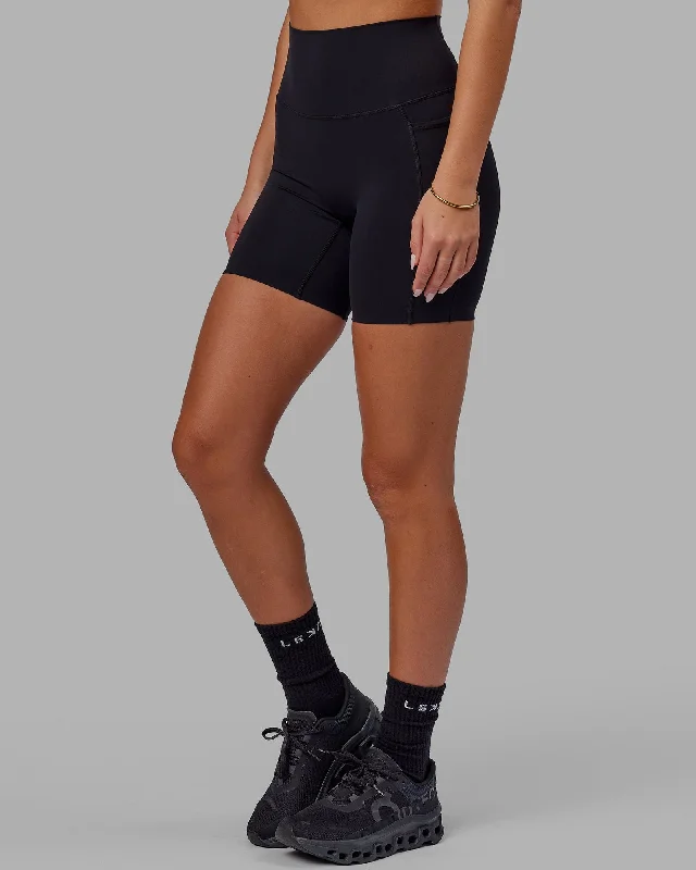 Black / S